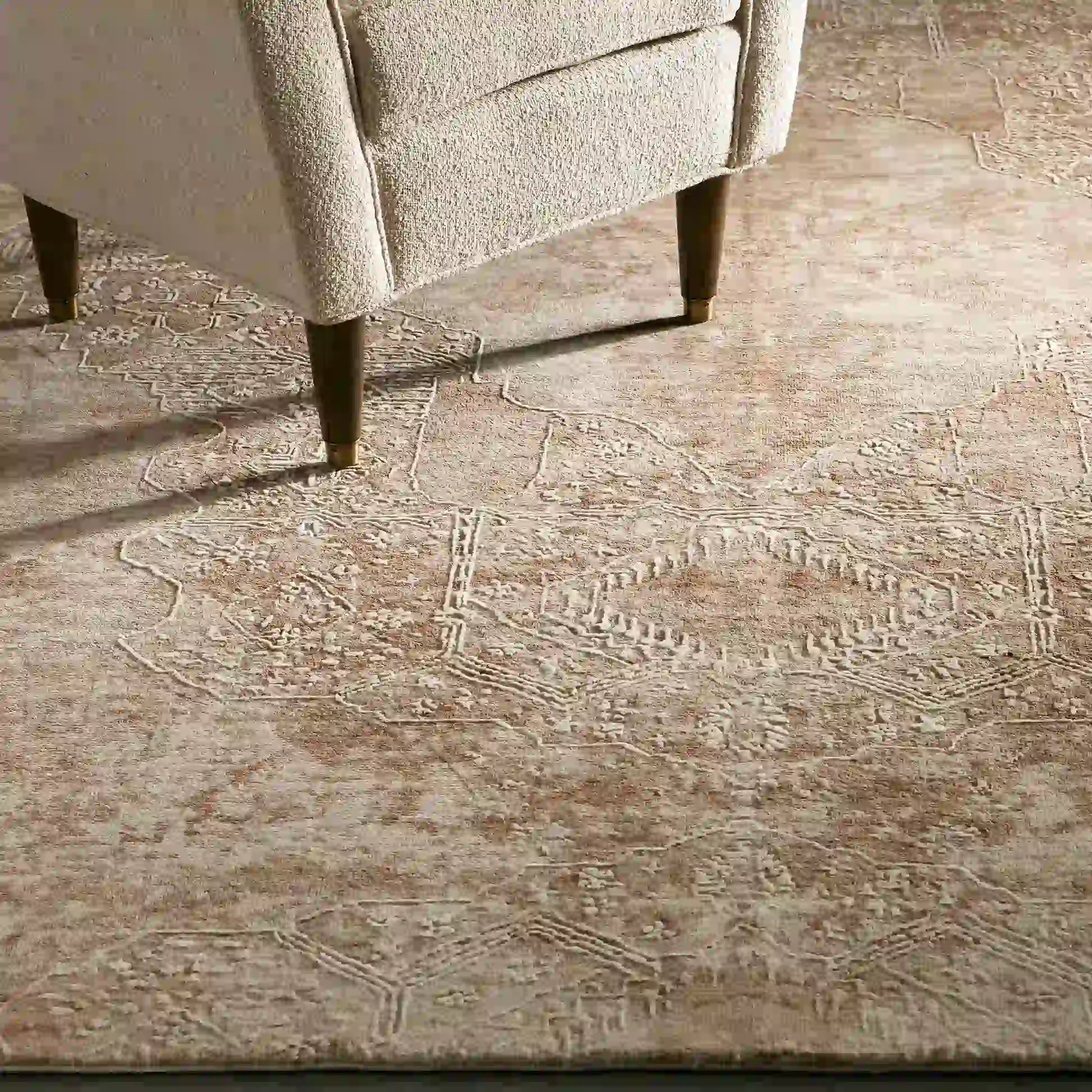 Luca 6' x 9' Hand-Knotted Rug Persian-Inspired High-Low Pile Carpet